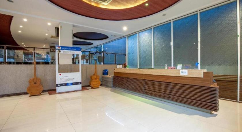 Raffleshom Hotel Bandung Exterior foto